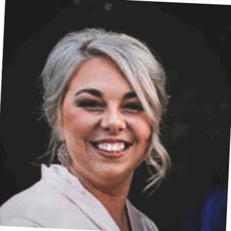 Rachel Hice Headshot